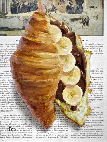 Croissant auf zeitung bild - auf,